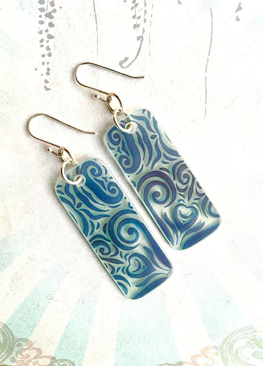 Blue swirl glass earrings - samanthajoyglass