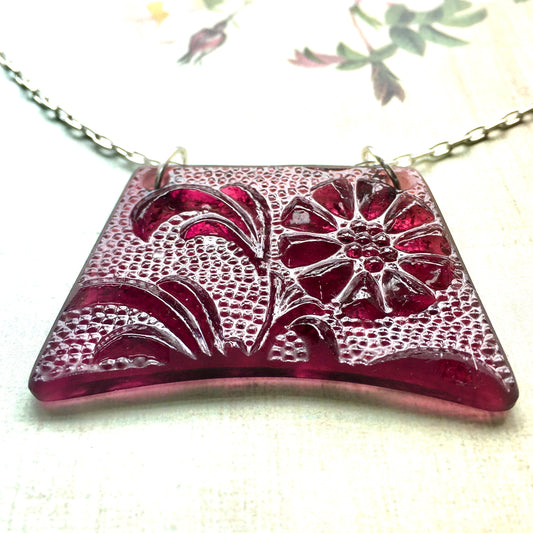 Art Nouveau Purple Glass Penadant - samanthajoyglass