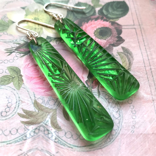 Green Starfire Glass Earrings - samanthajoyglass