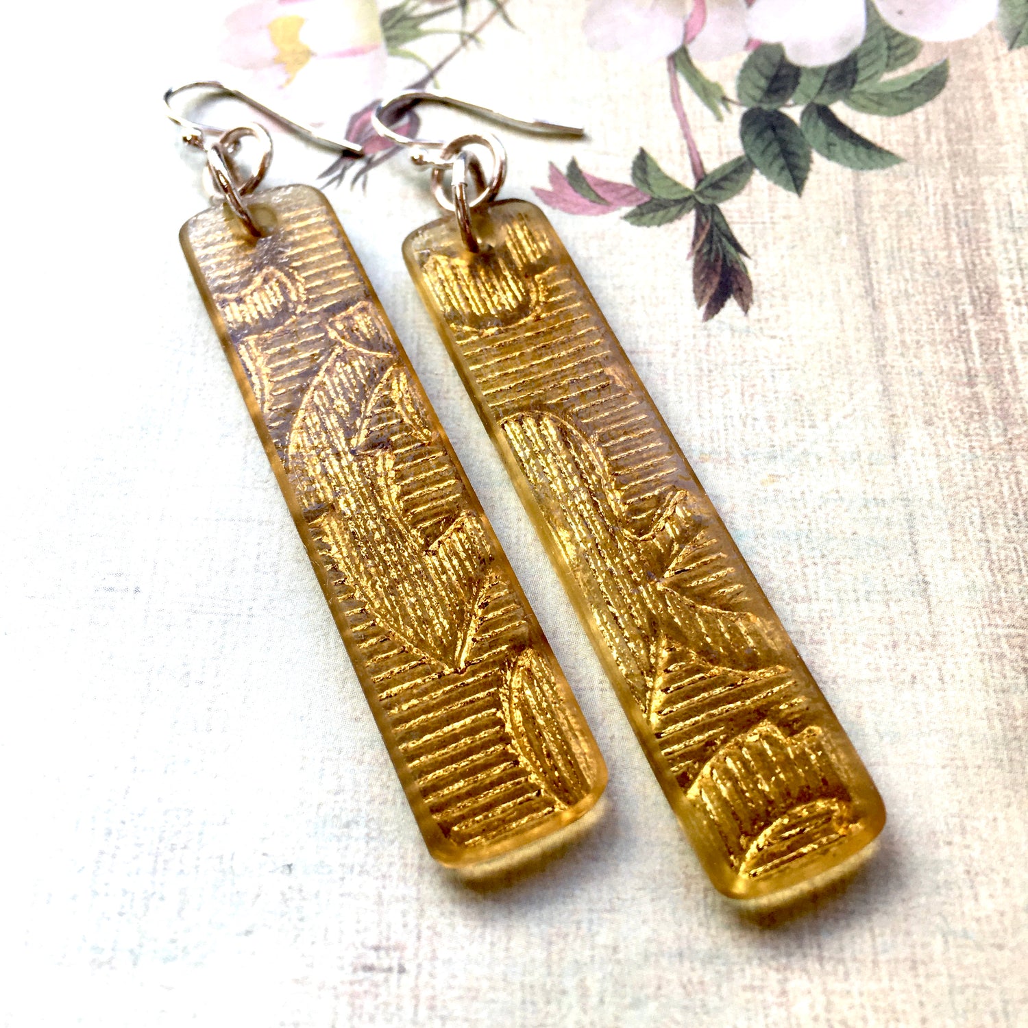 Golden Thread Glass Earrings - samanthajoyglass